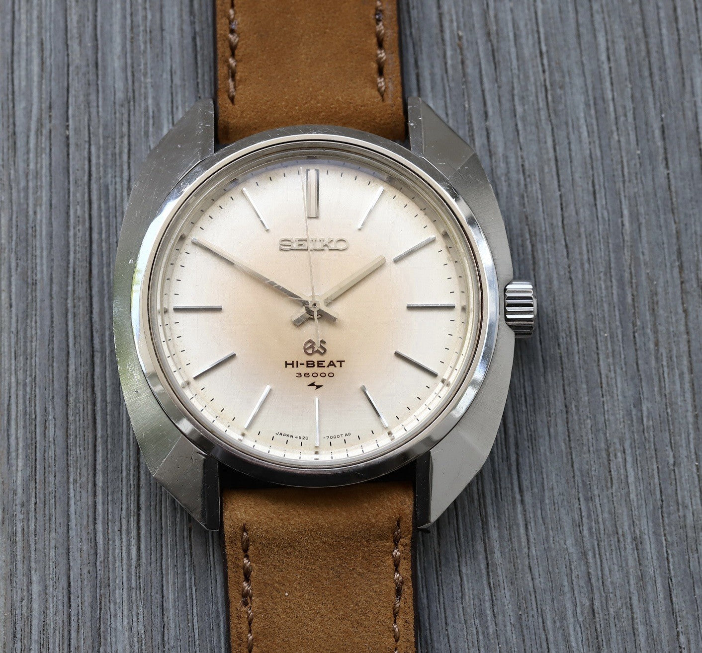 Grand Seiko 4520-7000 Hi-Beat Linen Tropical Dial - 1969 – Watch