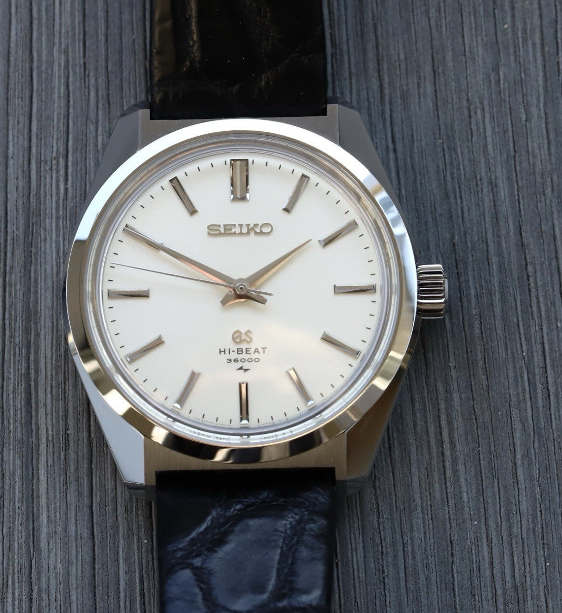 Grand Seiko GS クォーツ Grand Seiko Heritage Collection 45GS SLGW005 - 2025 – Watch Vault