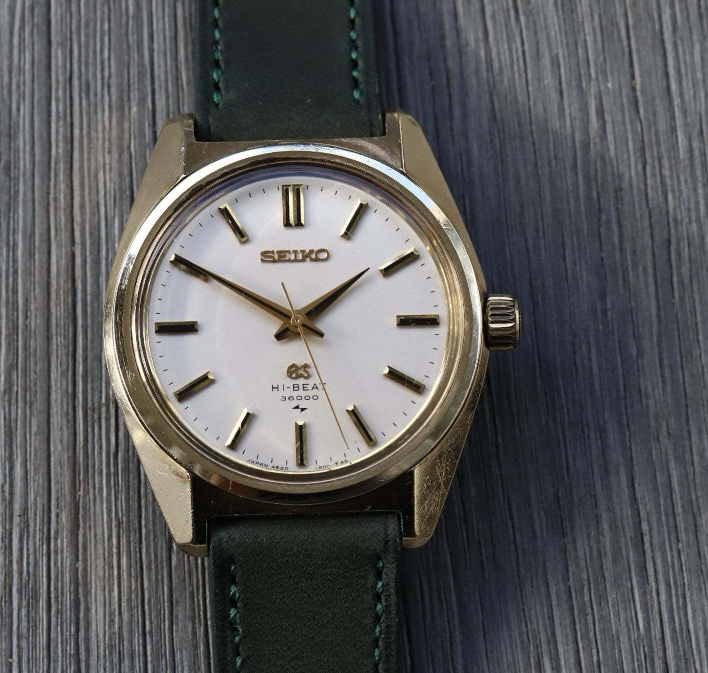 手卷 周訪 Grand Seiko Hi-Beat Gold Cap 4520-8000 - 1970 – Watch Vault