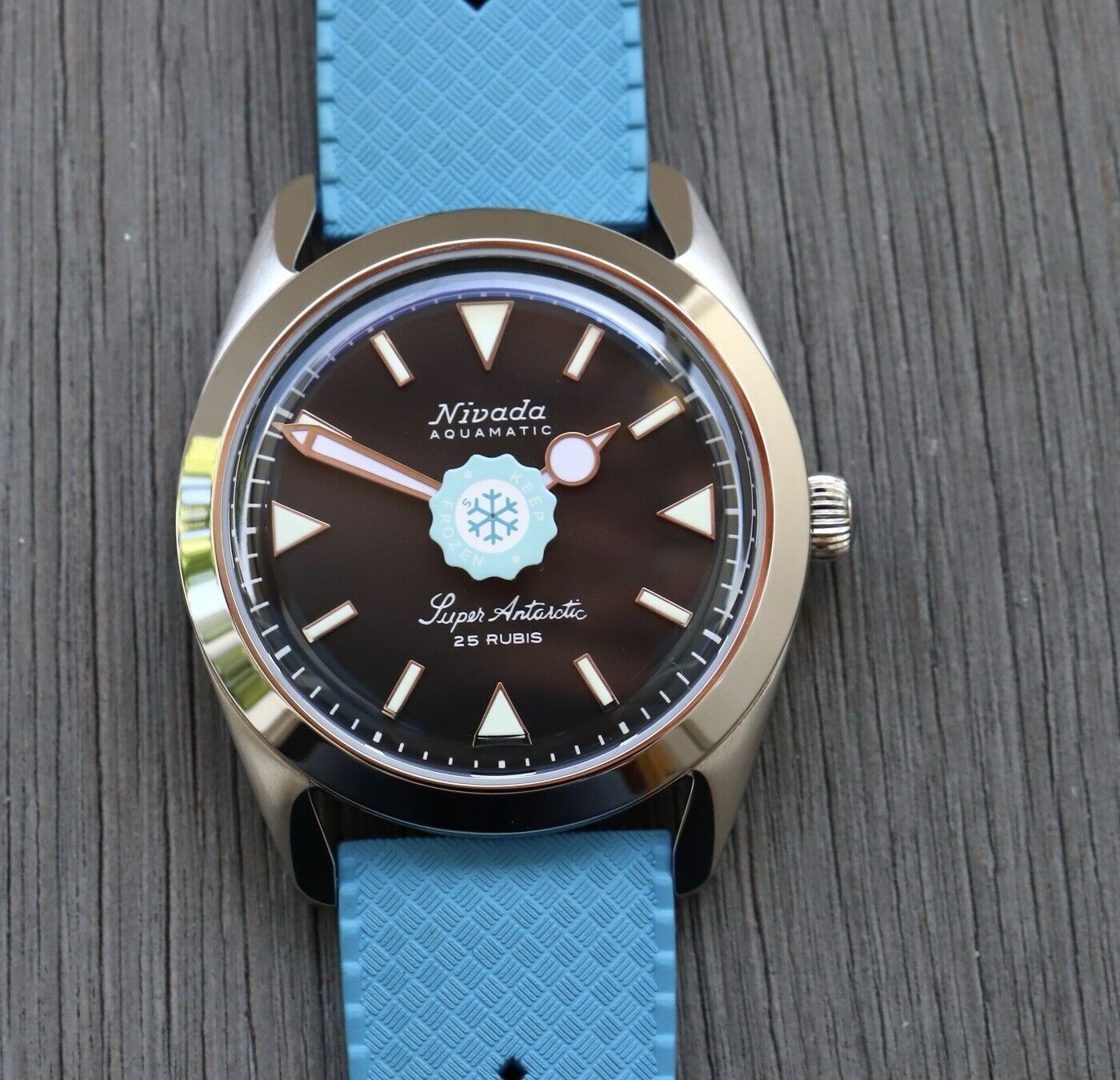 アニオタさん　11/16 23:59まで Nivada Grenchen x Seconde Seconde Super Antarctic Keep Frozen