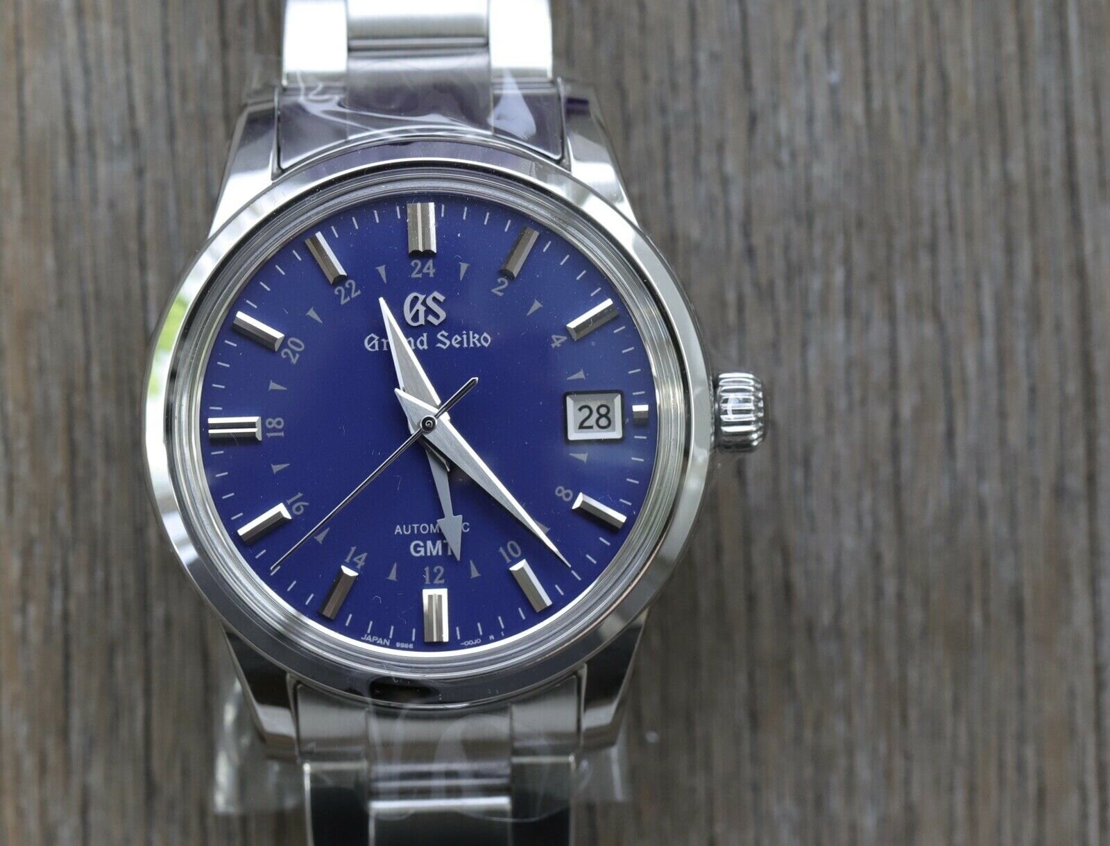 Hodinkee deals grand seiko