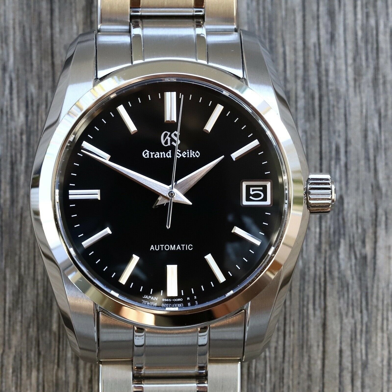 Seiko 37mm hotsell automatic