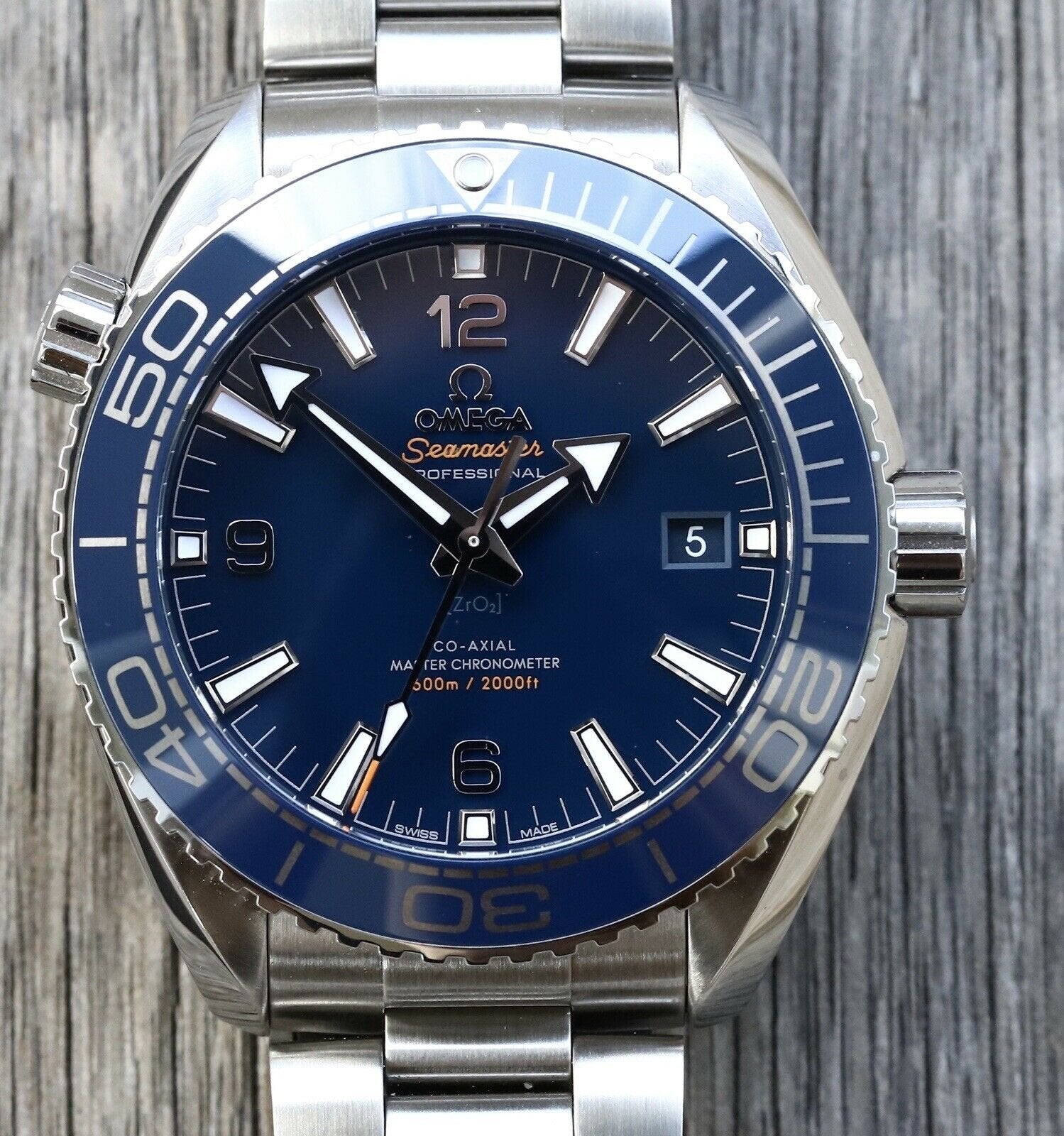 Omega planet sale ocean 43.5 mm