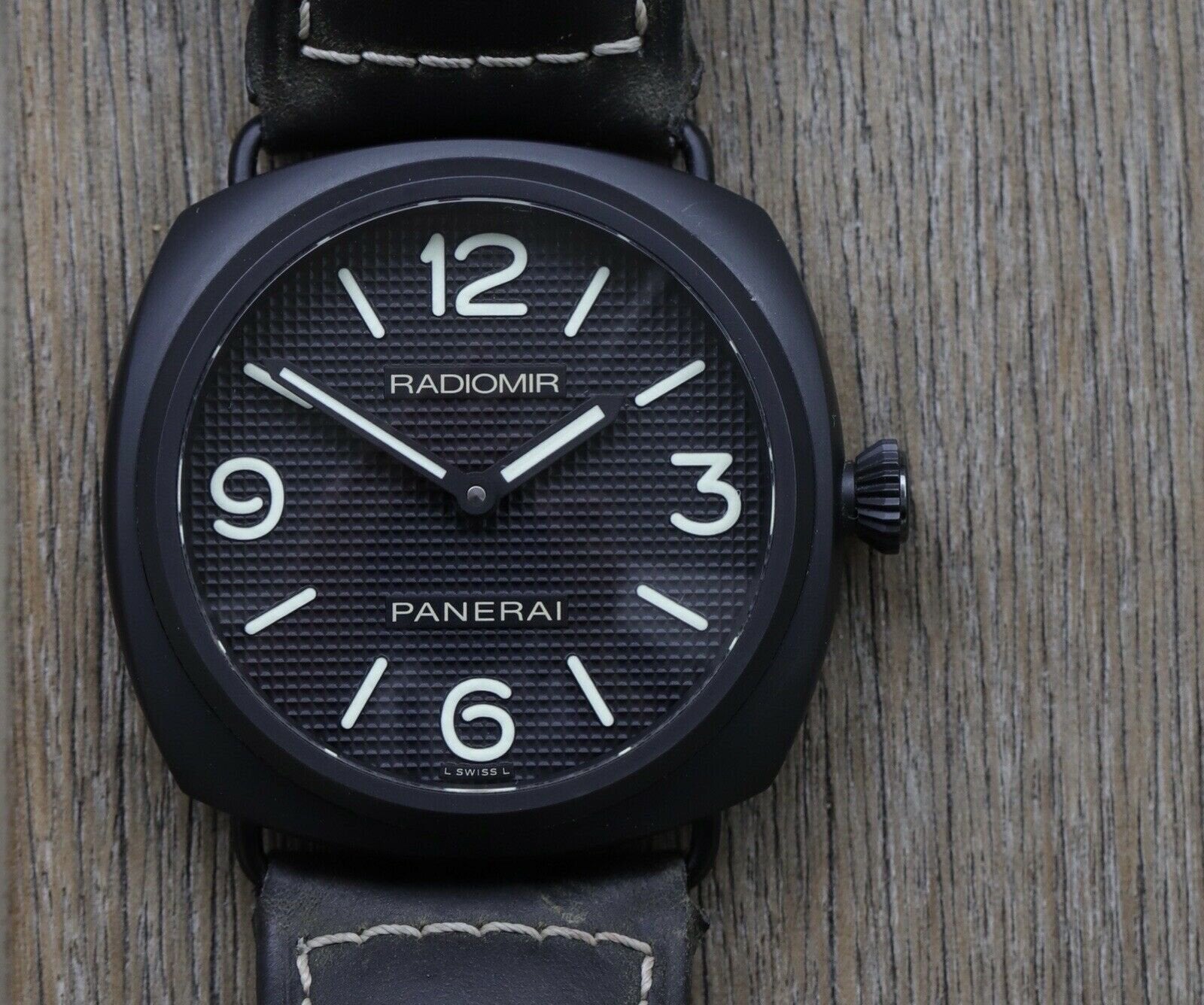 Panerai Radiomir Ceramic Hobnail Dial PAM00643 2018 Watch
