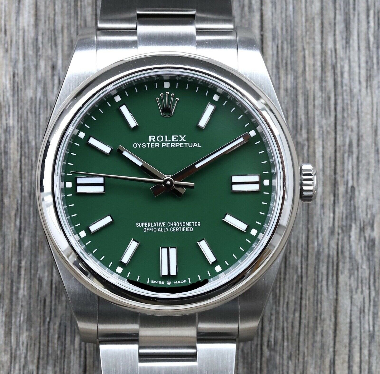 Green rolex oyster perpetual deals