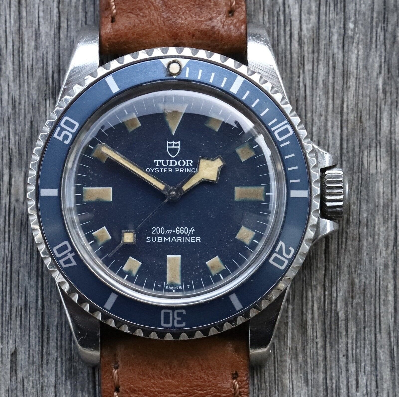 Tudor submariner date shop
