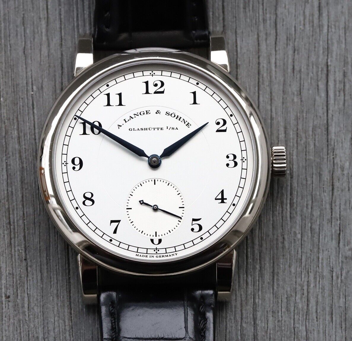 A. Lange and Sohne 233.026 1815 18K White Gold 40mm