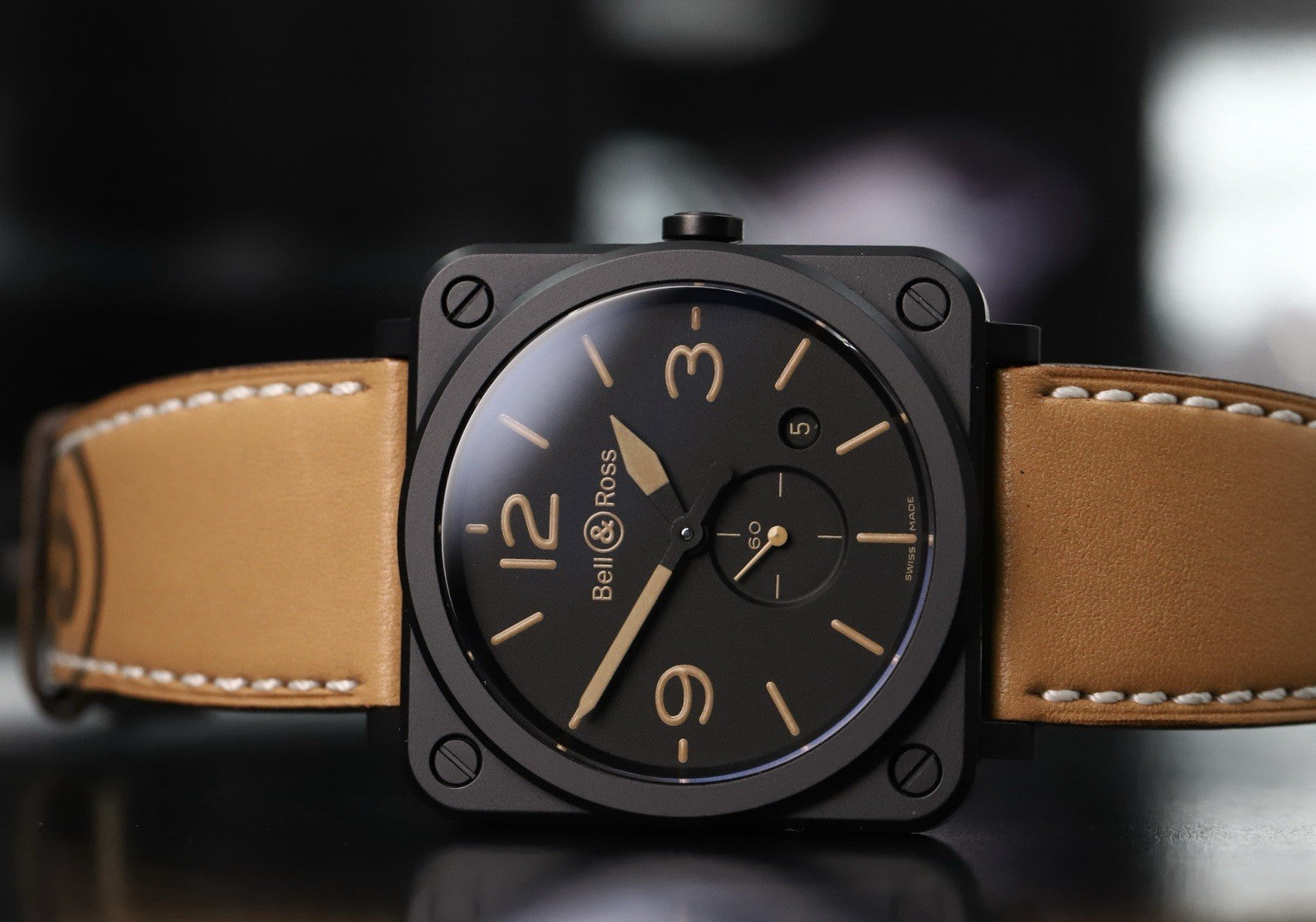 Bell_RossBR-SHeritageQuartz39mm-2016WatchVault02.jpg