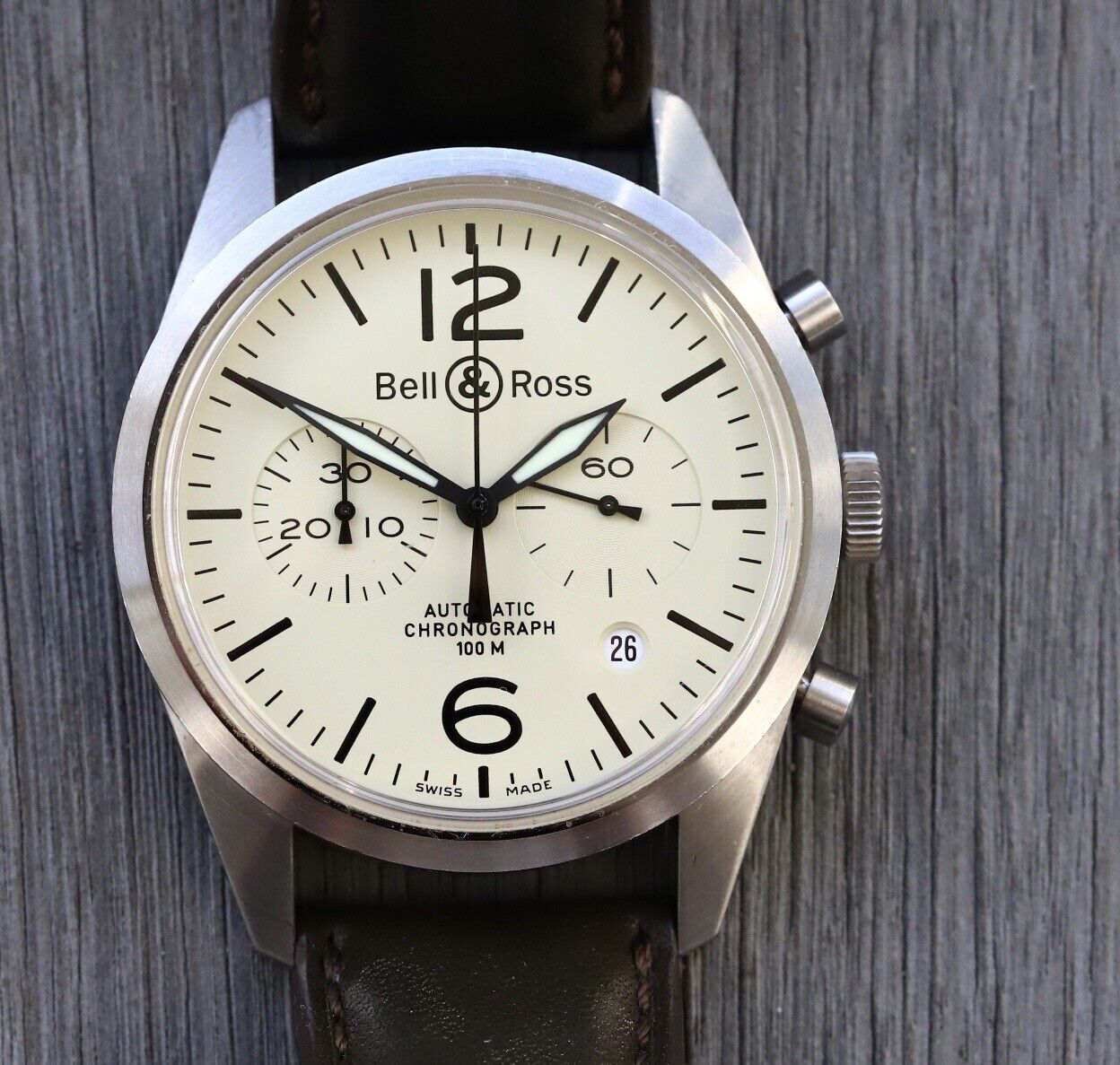 Bell_RossBRV1BR126HeritageChronographBeige41mmBRV126-BEI-STSCA-2012WatchVault01.jpg