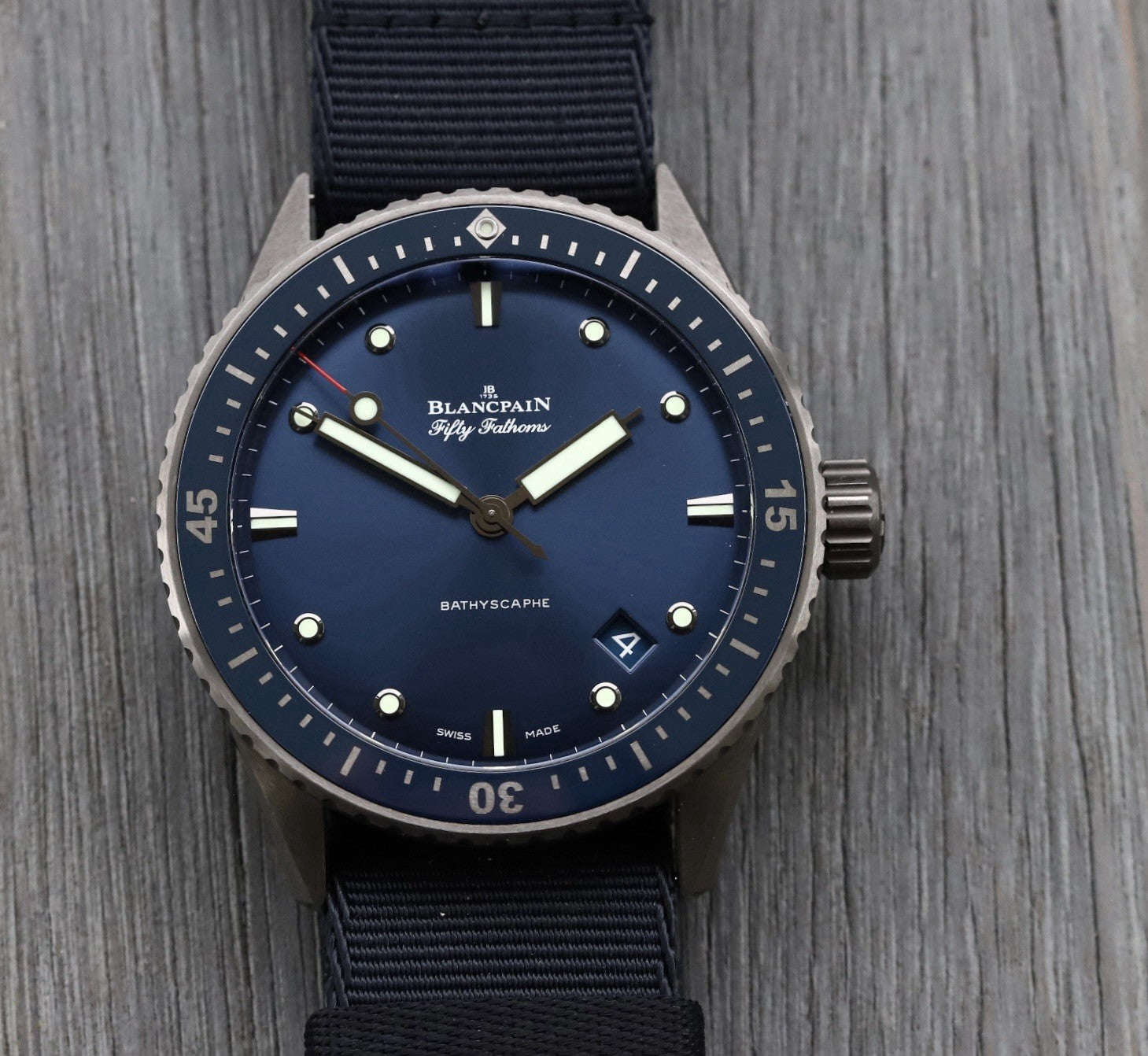 BlancpainFiftyFathomsBathyscapheCeramicBlue5000-0240-O52A-2017WatchVault01.jpg