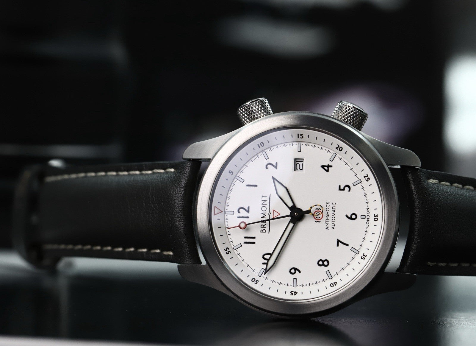 BremontMBIIWhiteDialTitaniumBarrel-2020WatchVault02.jpg