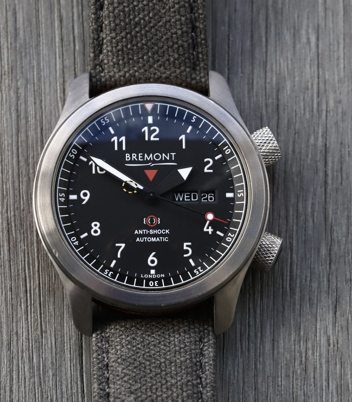 BremontMartinBakerMBII-BK-ORWatchVault01_1f7f5b28-7ff1-42f9-9bc9-74efb2b41120.jpg