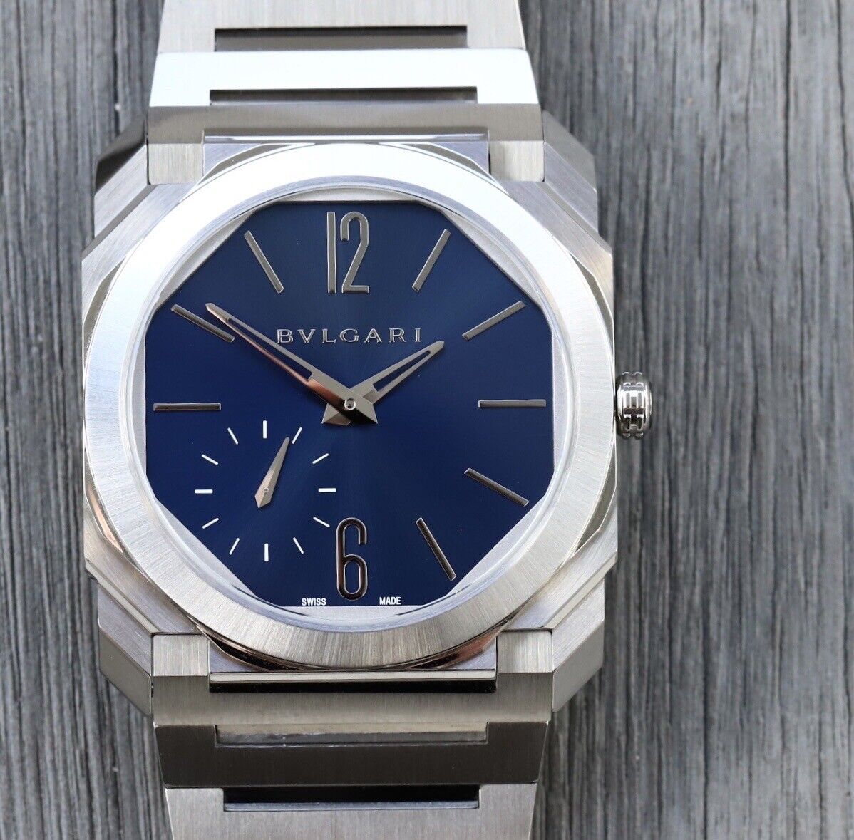 BulgariOctoFinissimoS40mmSteelBlueDial103431_2022WatchVault01.jpg