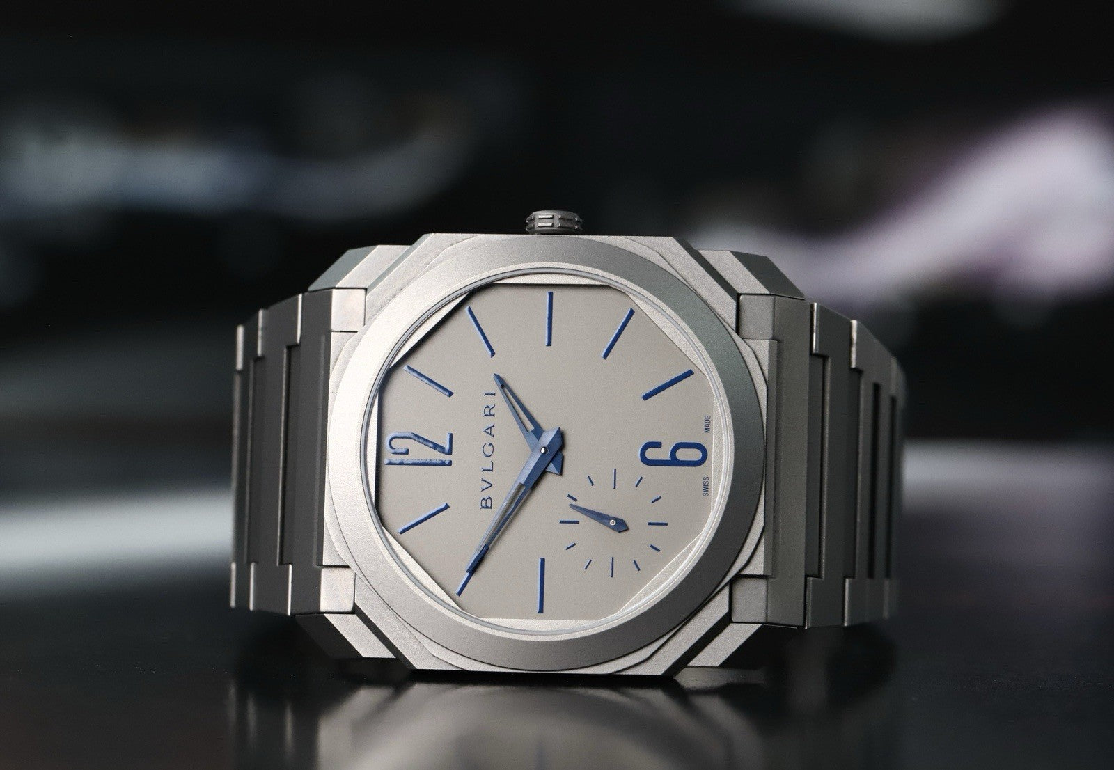 BulgariOctoFinissimoTitaniumExtraThinGreyBlue40mmLE102945-2018WatchVault02_819d640e-6775-441c-8d5c-13ed761f1c99.jpg