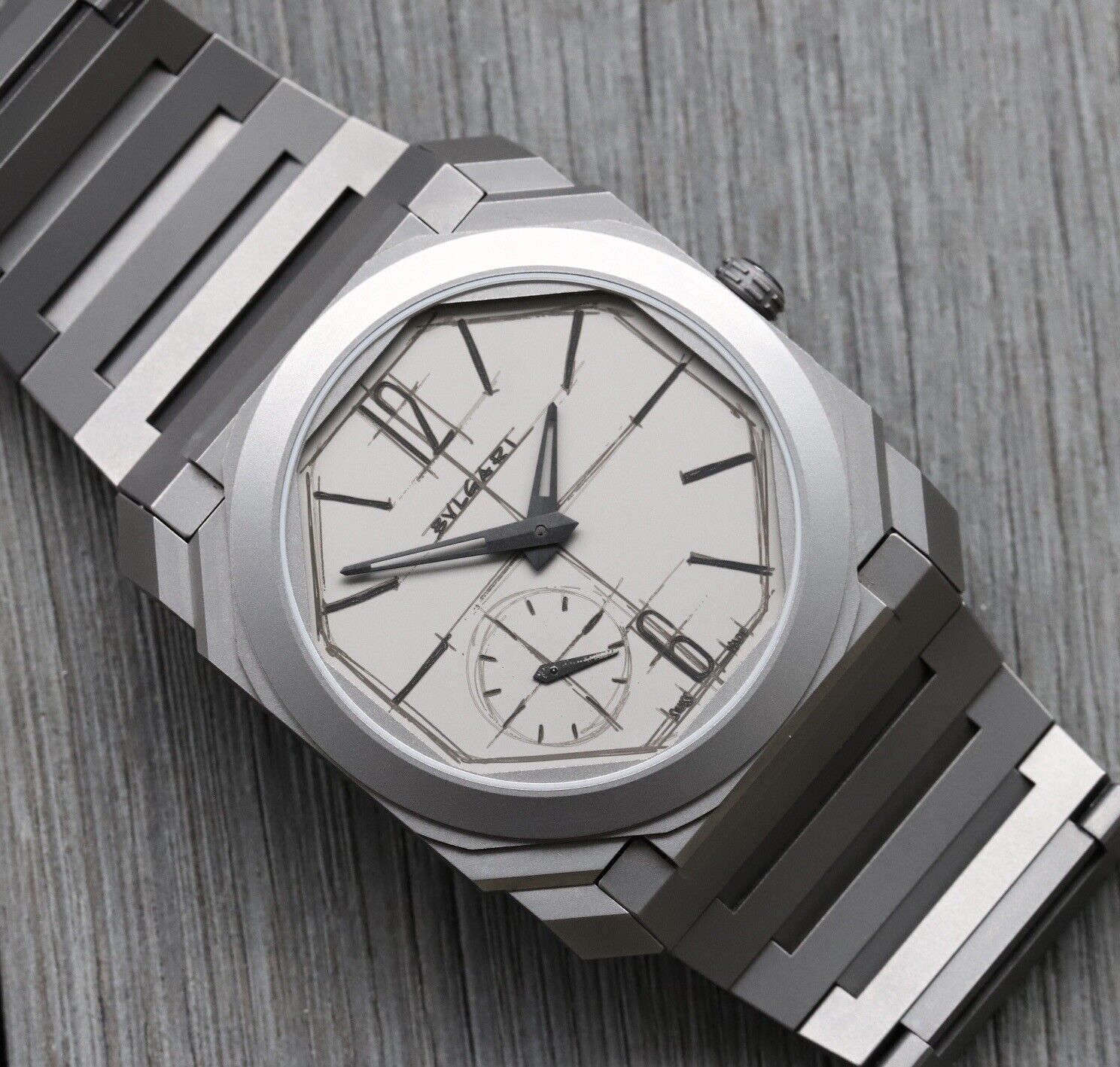 BulgariOctoFinissimoTitaniumSketchDial103672-2022WatchVault02.jpg