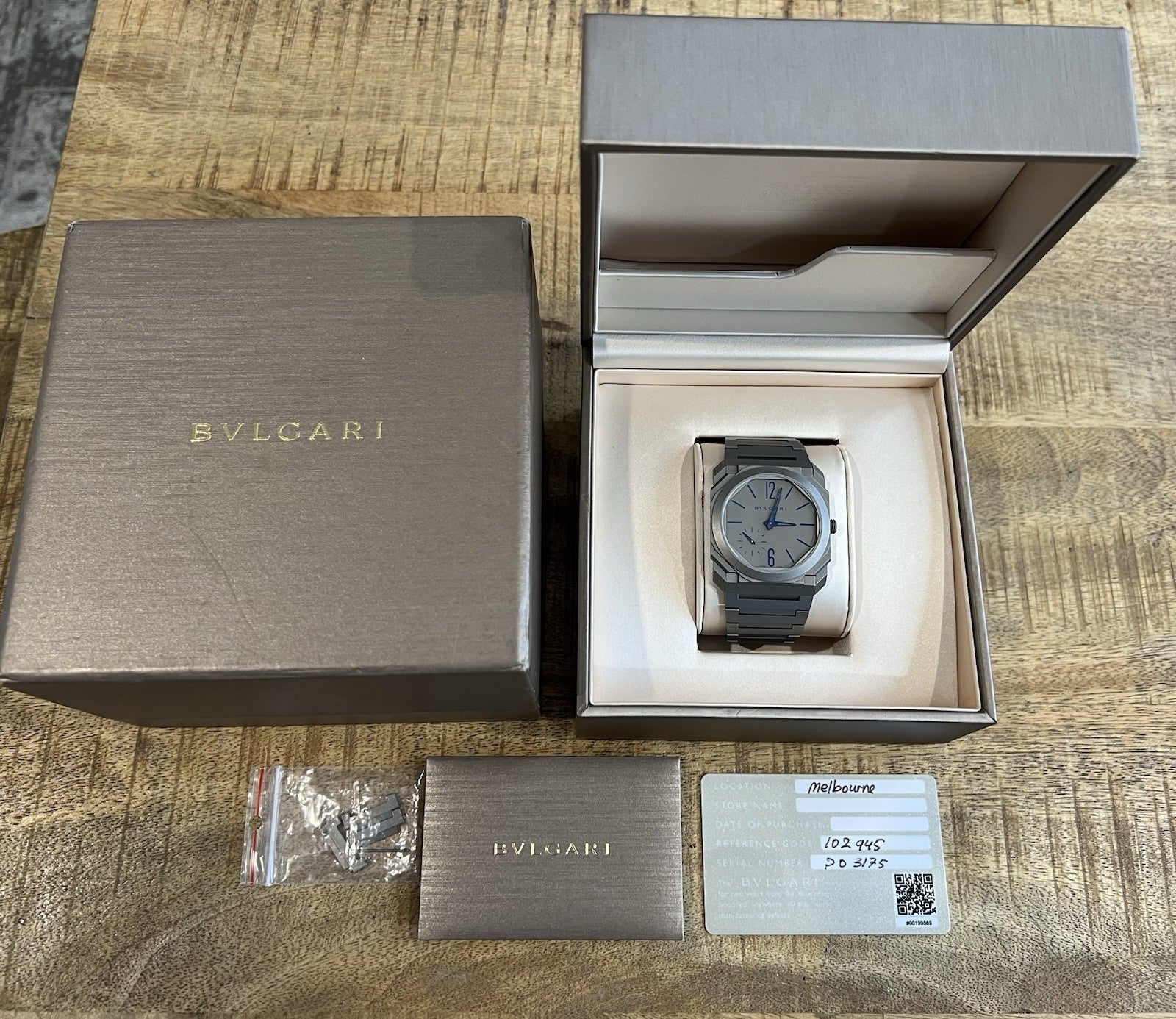 Bulgari Octo Finissimo Titanium Extra Thin Grey / Blue 40mm LE 102945 - 2018