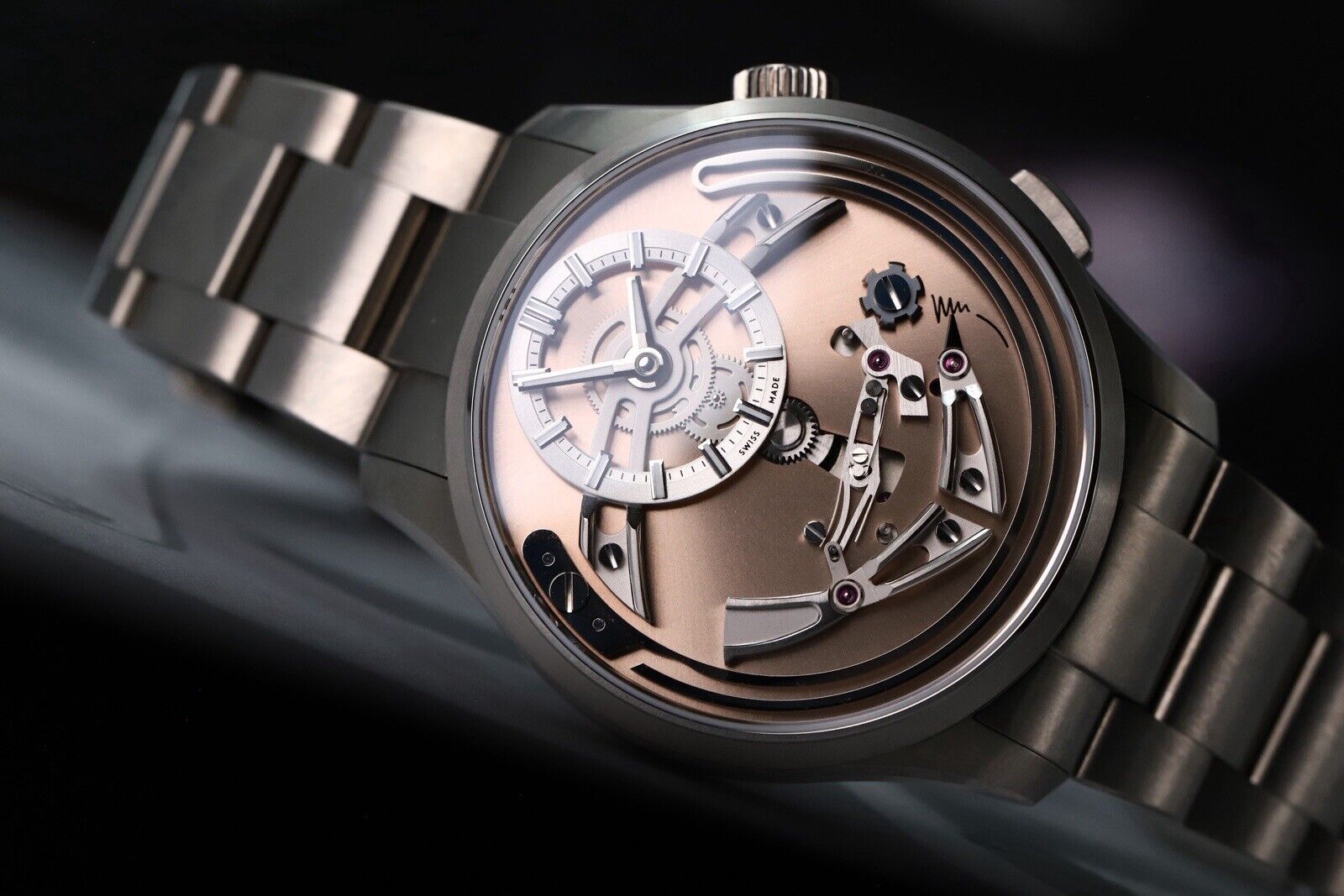 ChristopherWardC1BelCantoRosaonBraceletC01-41APT2-T00A0WatchVault02.jpg