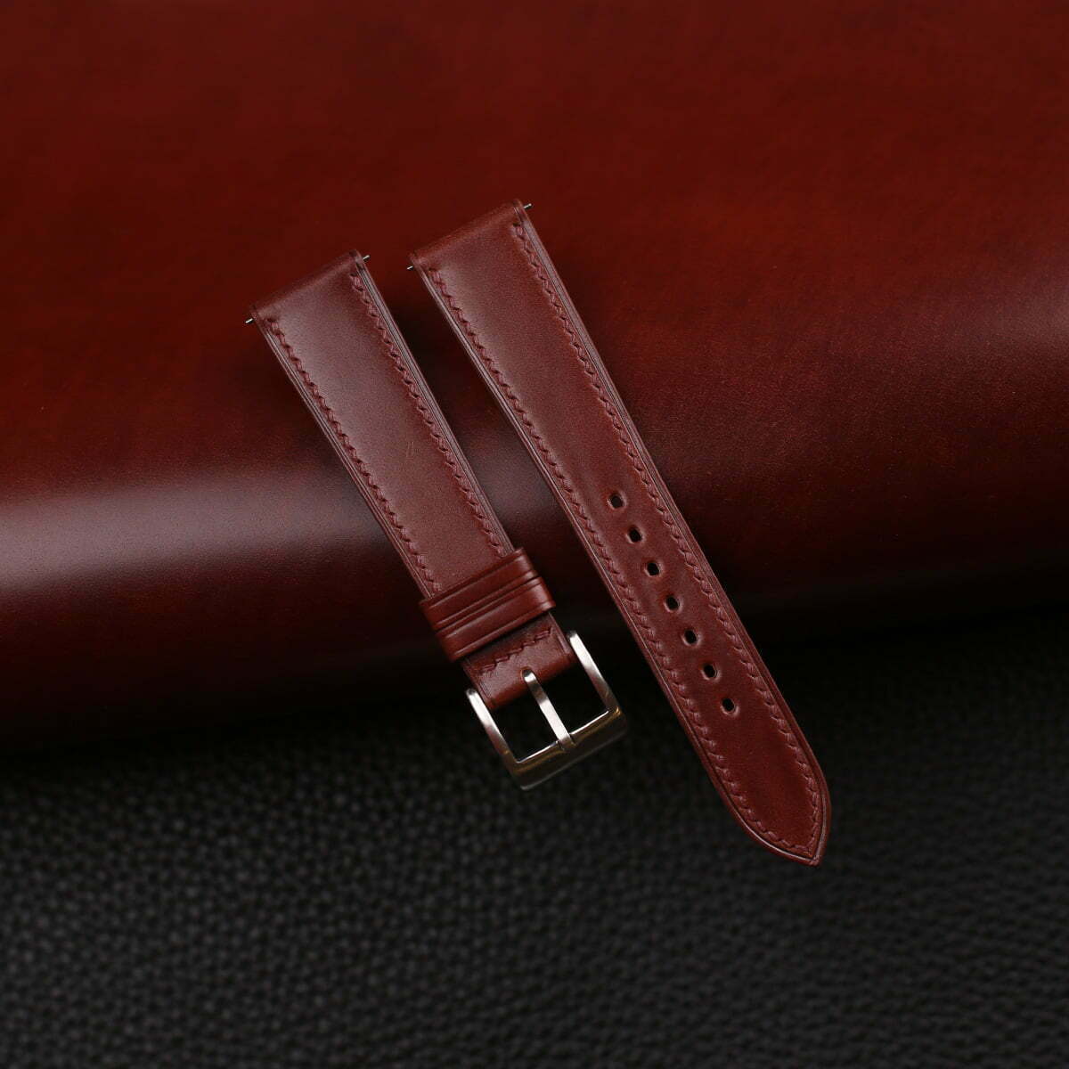 CordovanLeatherWatchStrapWatchVaultBrownShell01_ab964eb4-a5b4-4451-8dc9-0cd70f70e4dc.jpg