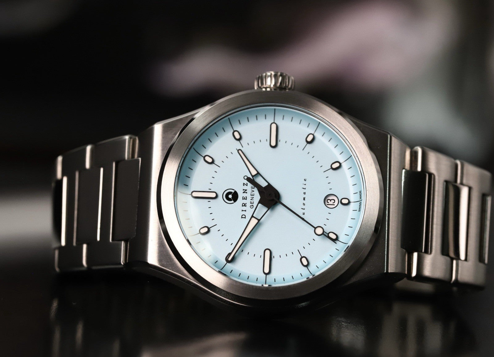DirenzoDRZ-04MondialV2LightBlue-2022WatchVault02.jpg