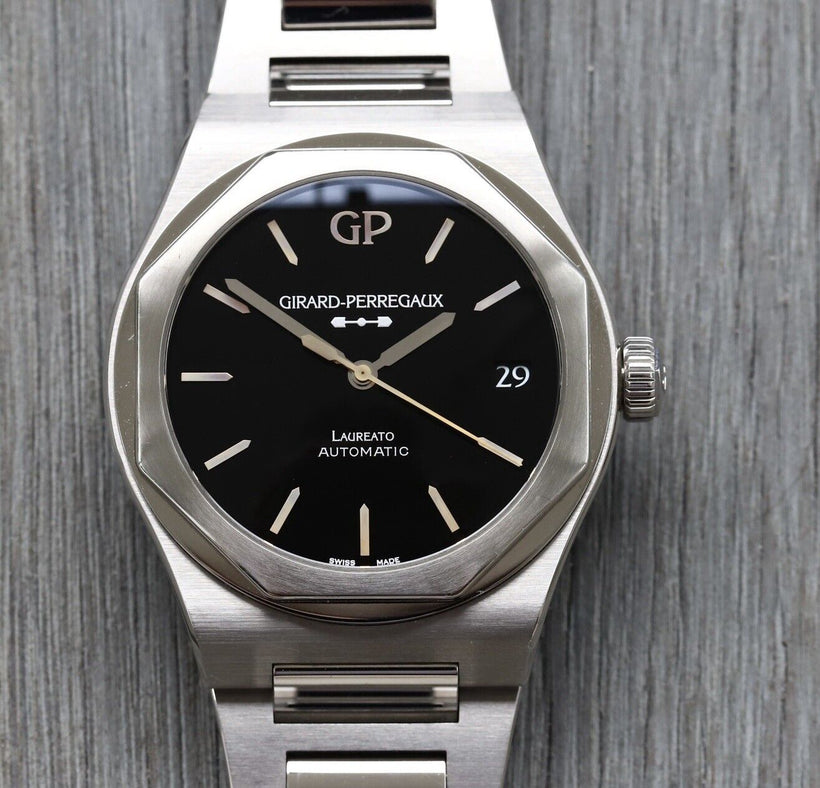 Girard-Perregaux Laureato Infinity Edition Onyx Dial 81010-11-635-11A - 2021