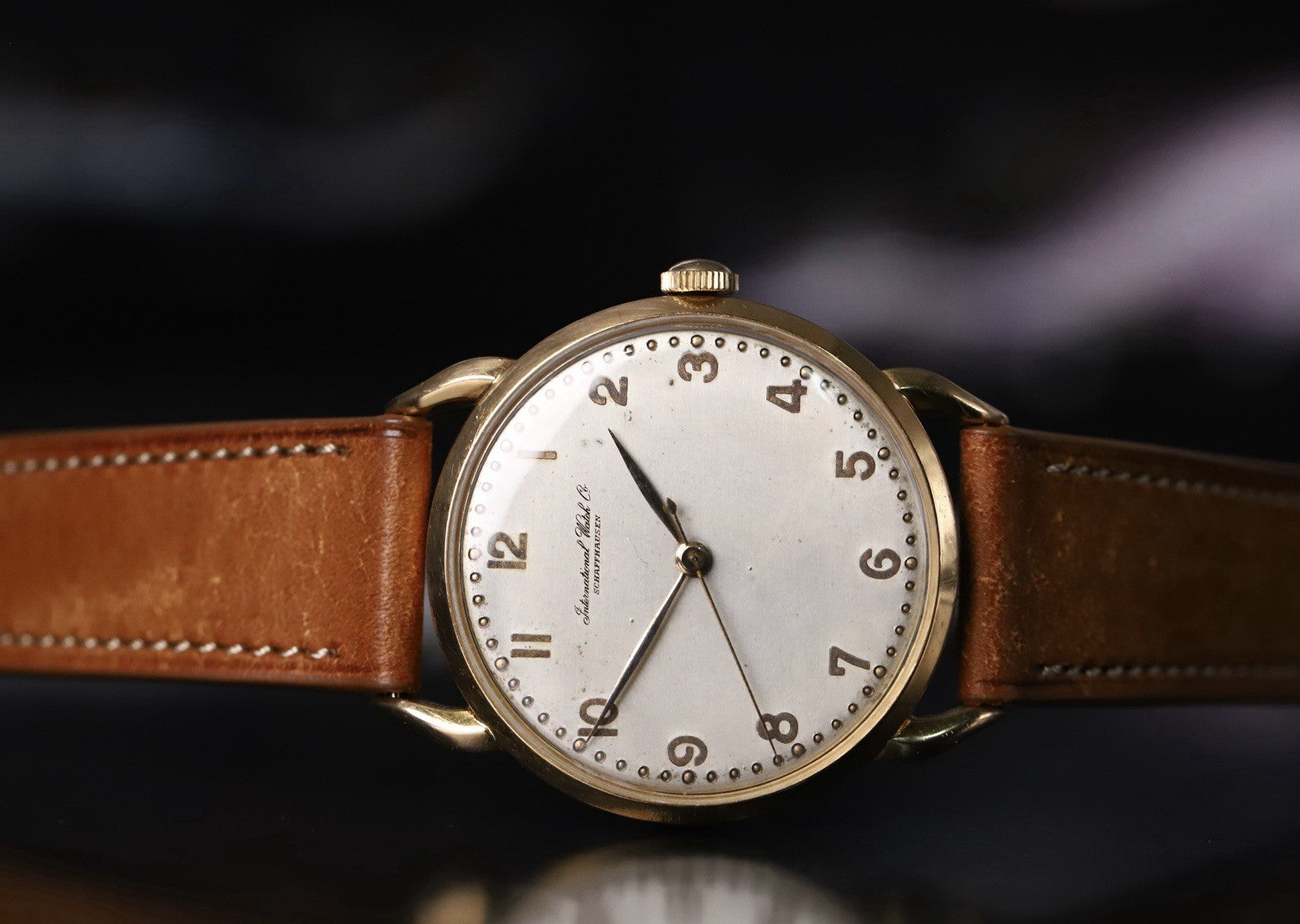 IWC Cal.89 18kt Gold Bombay Lugs 35mm - 1949 – Watch Vault Australia