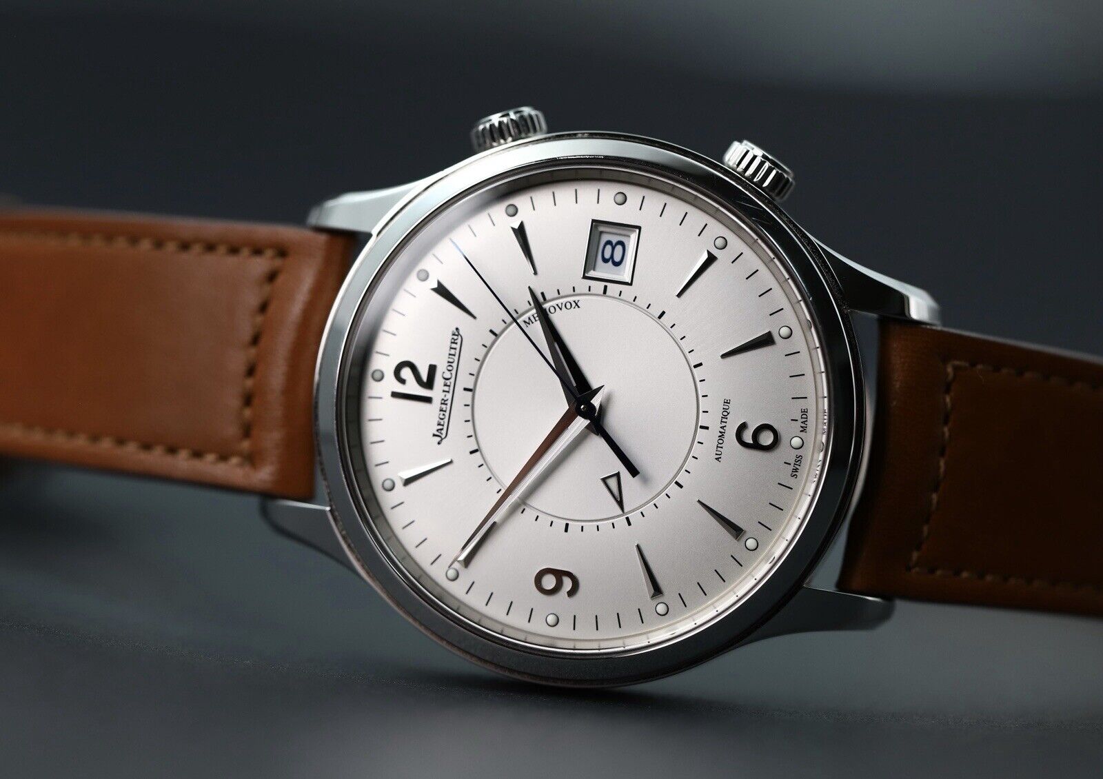 JaegerLeCoultreMasterControlMemovoxQ4118420-2022WatchVault02.jpg