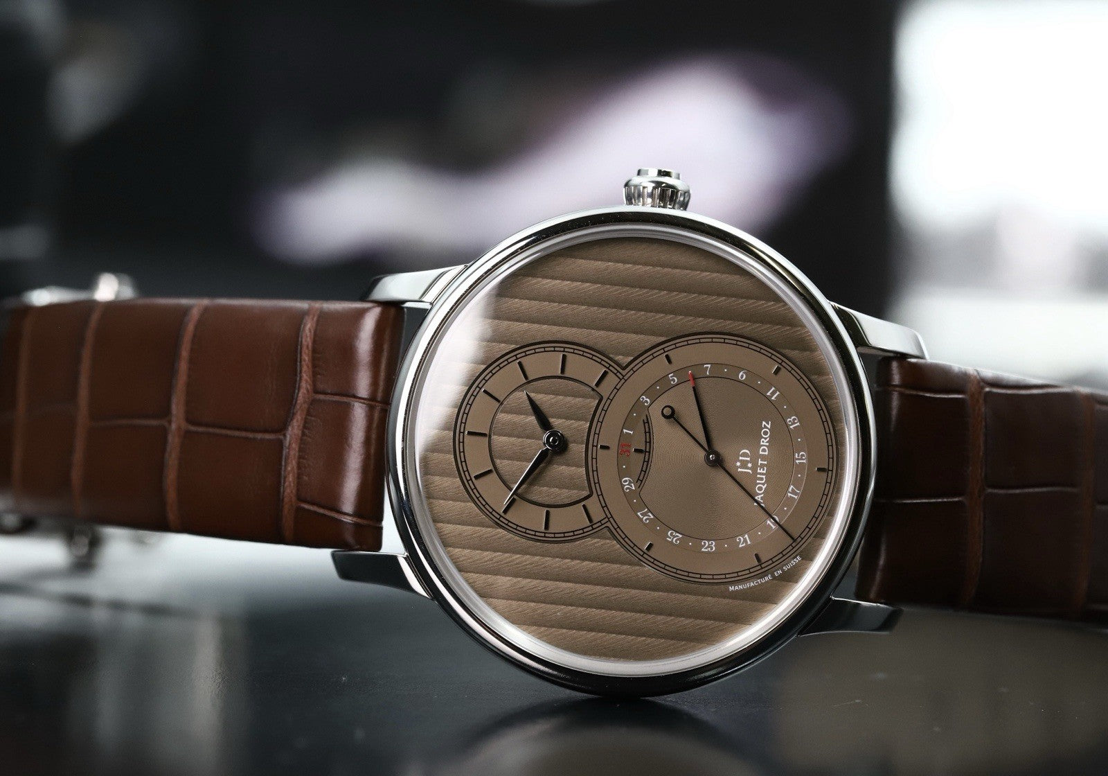 JaquetDrozGrandeSecondeQuantiemeCotesDeGeneveBrownJ007030246-2024WatchVault02.jpg