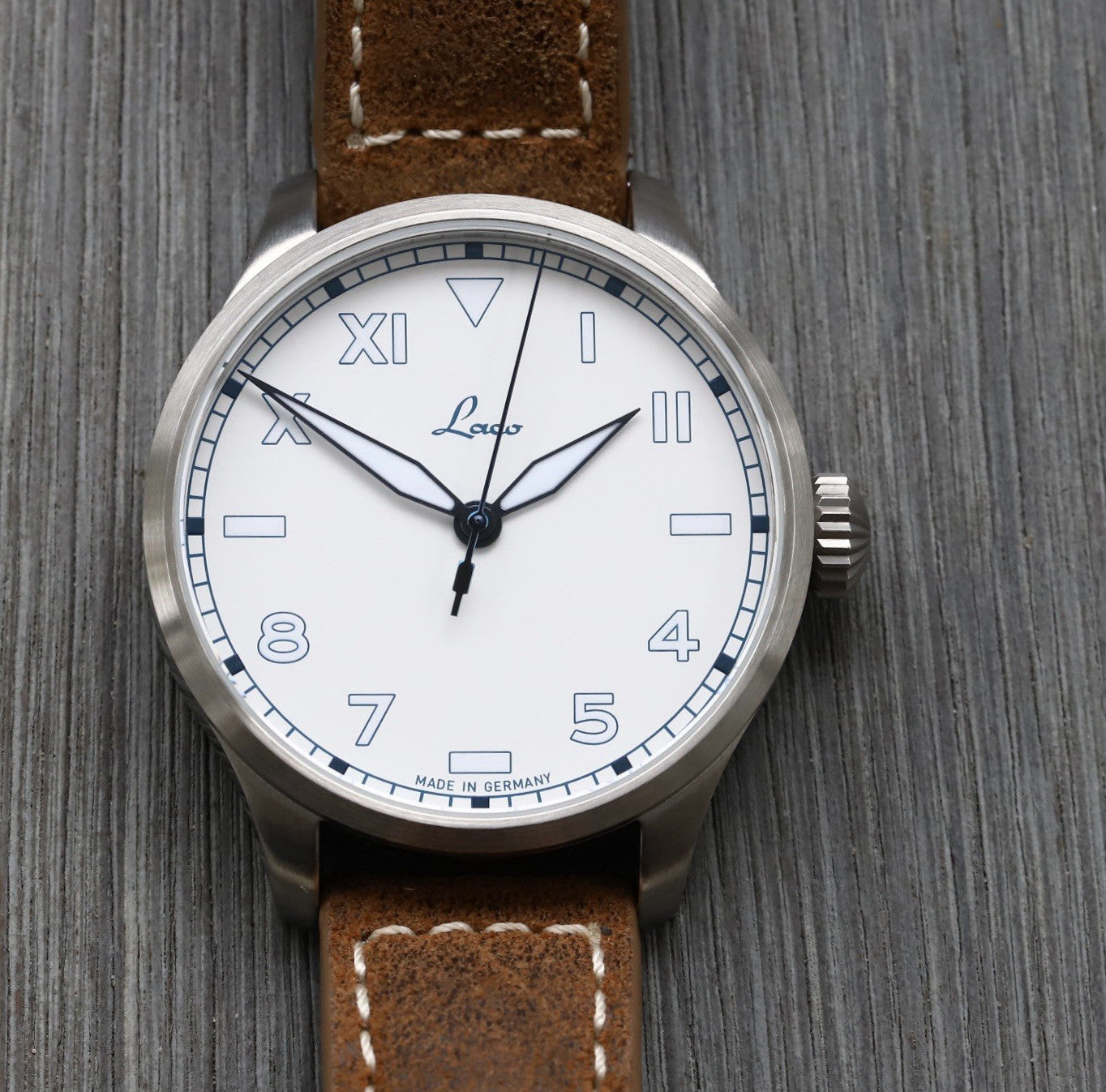 LacoNapaLimitedEditionCaliforniaDial42mm-2022WatchVault01.jpg