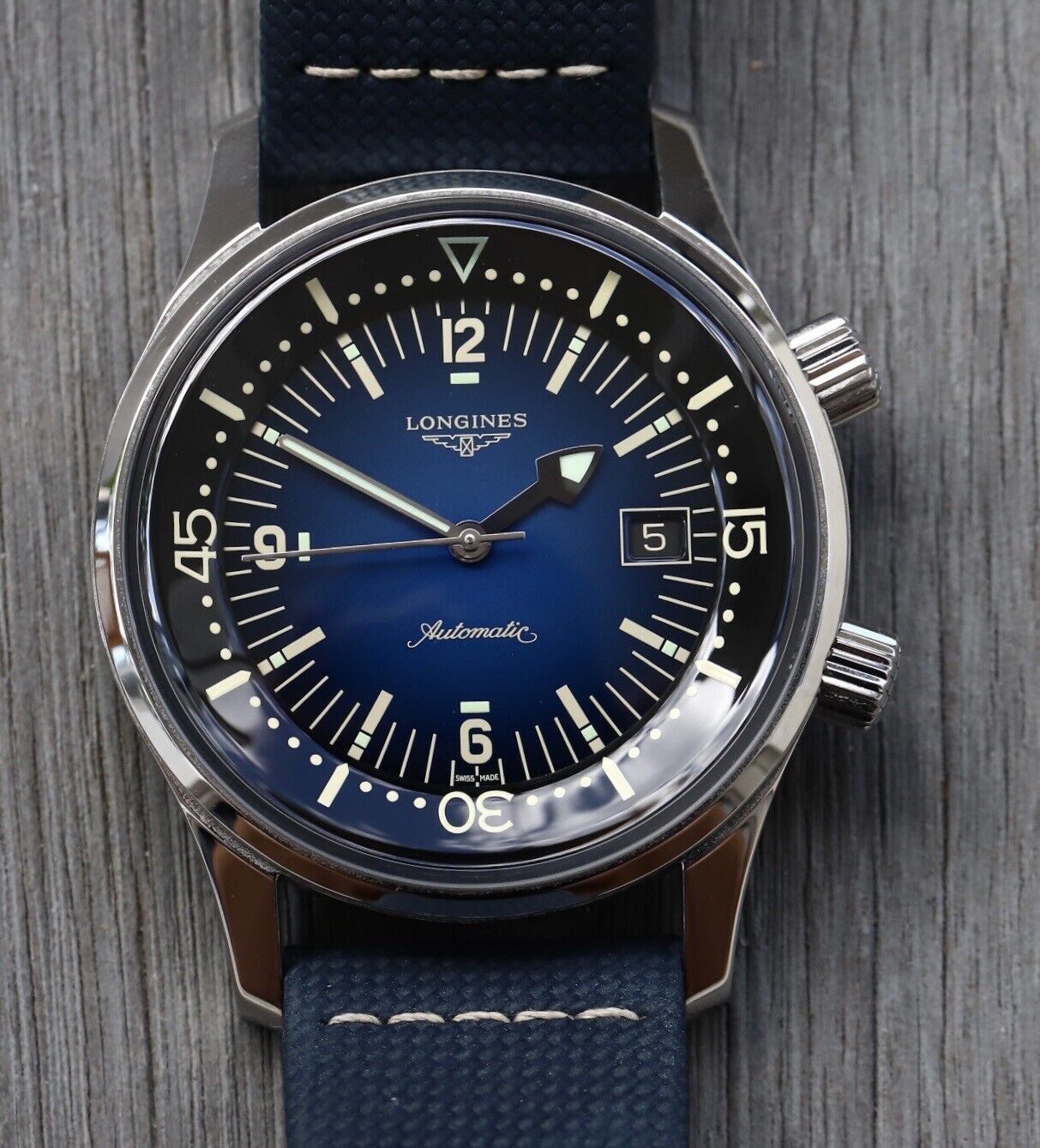 LonginesLegendDiverDateBlue42mmL3.774.4.90.2WatchVault01.jpg