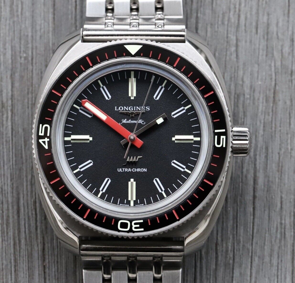 LonginesUltra-ChronBoxEditionL2.836.4.52.9-2022WatchVault01.jpg