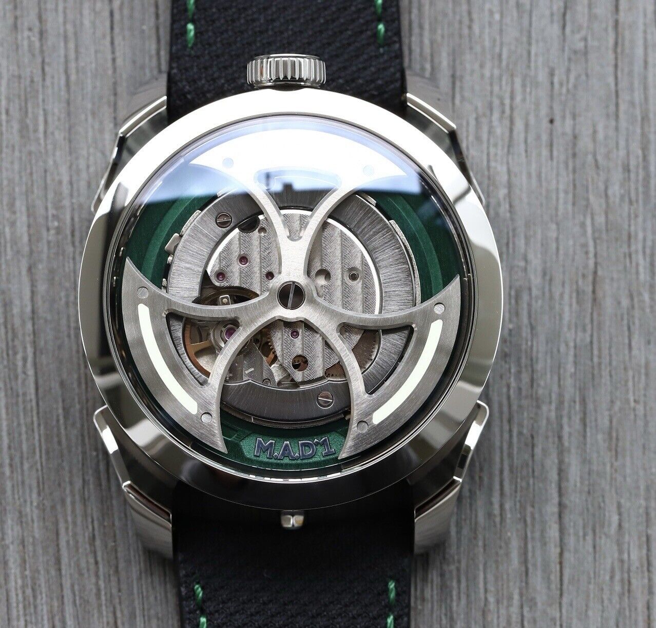 MB_FM.A.D1GreenEdition-BrandNewWatchVault01.jpg