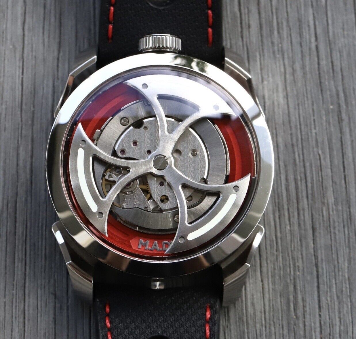 MB_FM.A.D1RedEditionWatchVault01_6765d77c-4605-456a-9a33-4b822eca7855.jpg