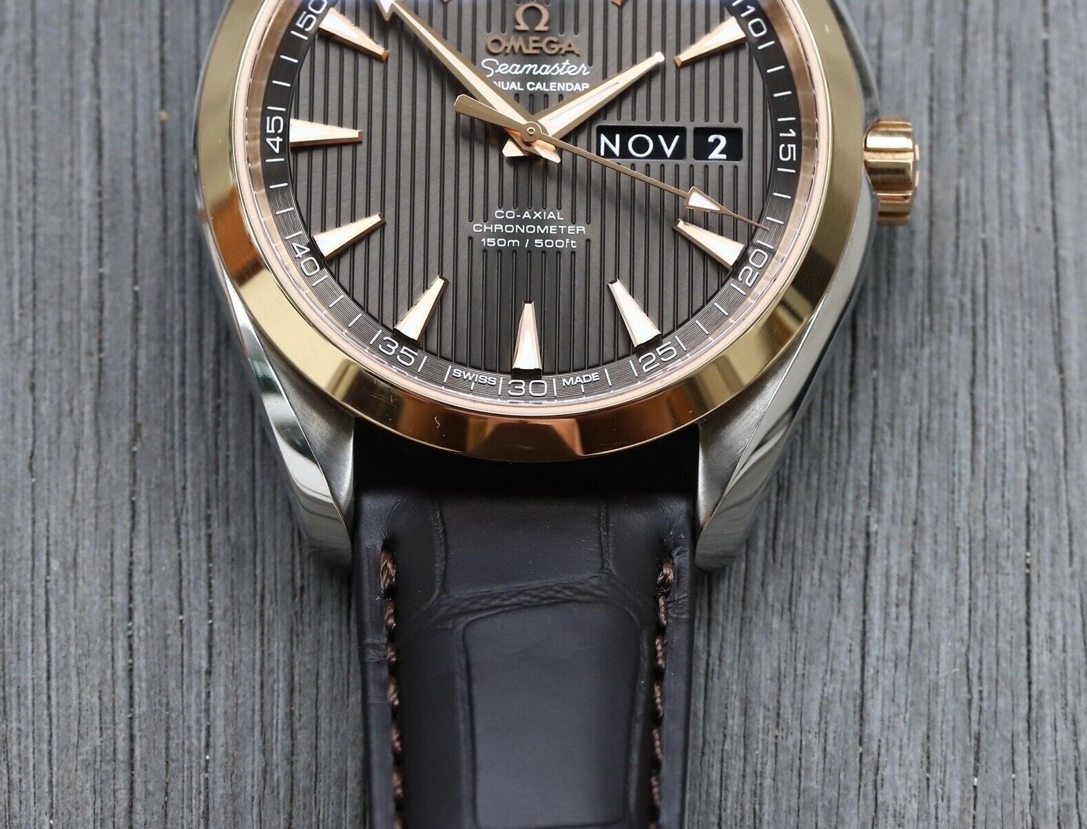 Omega seamaster aqua online terra annual calendar 43mm