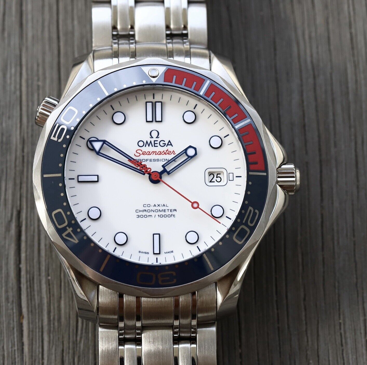 007 Comander Omega Seamaster Diver 300M 007 Commander's Watch LE 212.32.41.20.04.00 ...