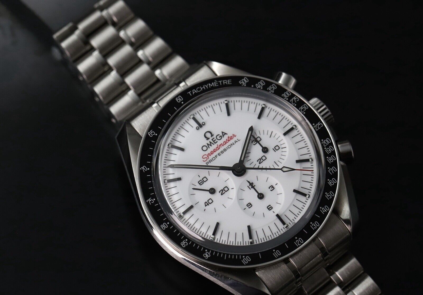 Omega Speedmaster Professional 42mm White Dial 310.30.42.50.04.001 - 2024