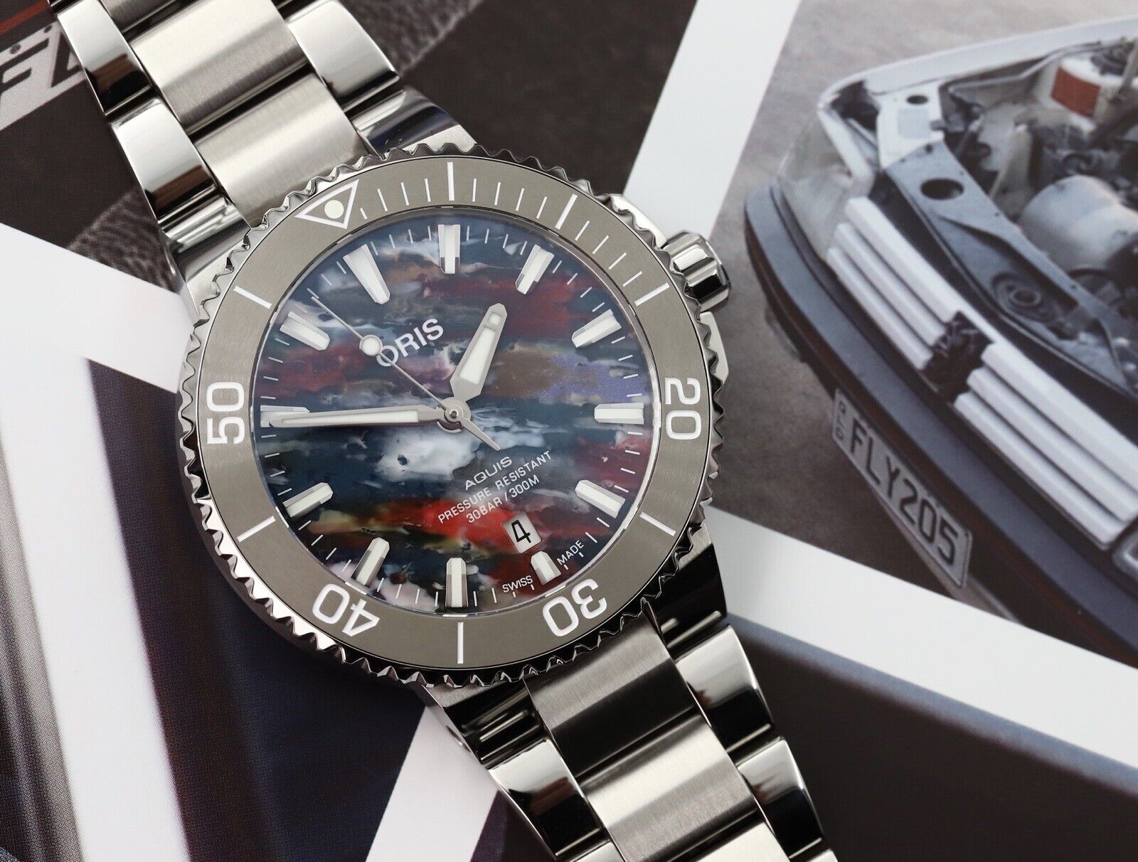OrisAquisDateUpcycle41.5mm0173377664150-Set-2021WatchVault02.jpg