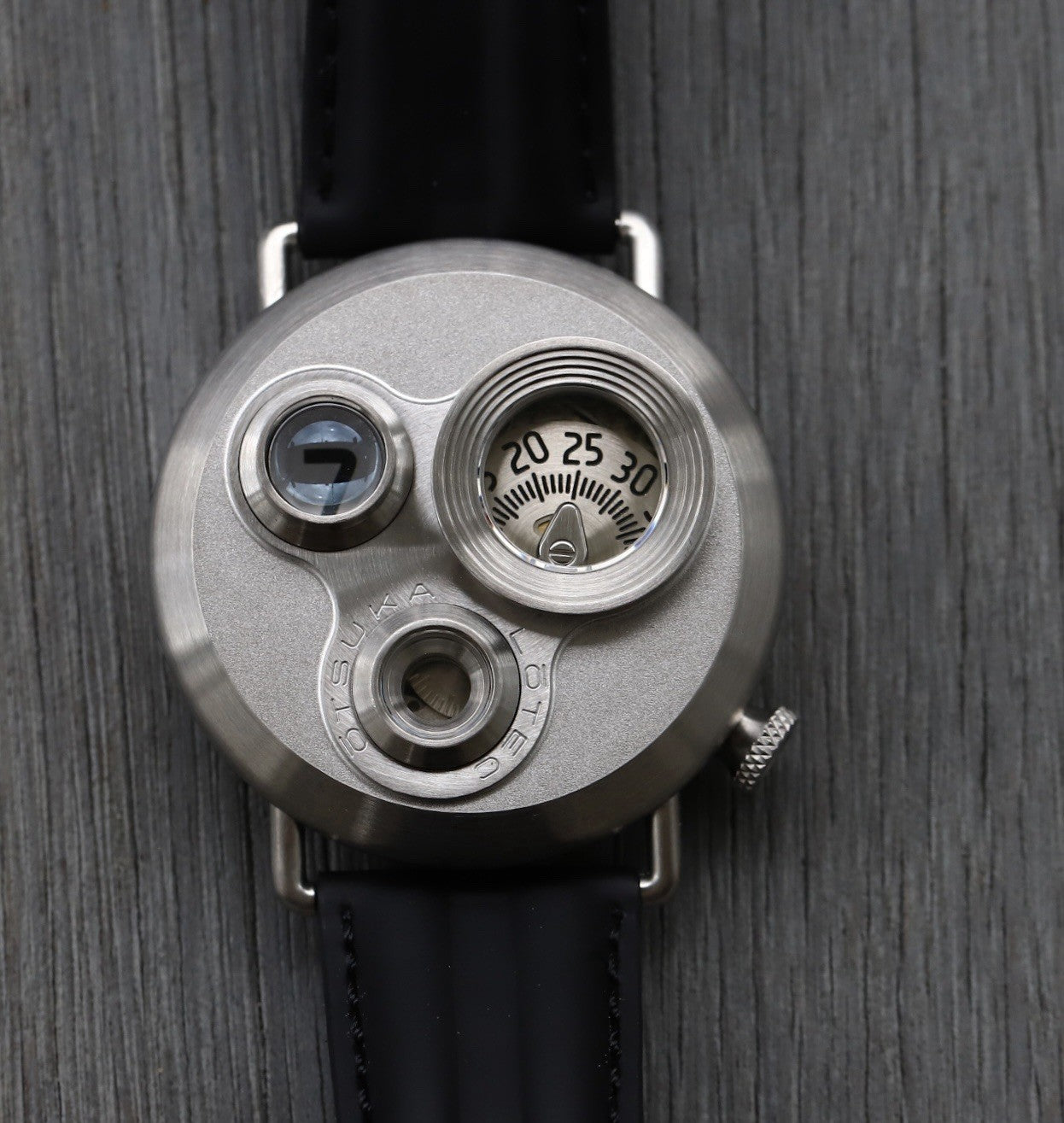 OtsukaLotecNo7.5-2023WatchVault01_681d3b0e-2987-4a7e-b33e-234bc1ffa474.jpg