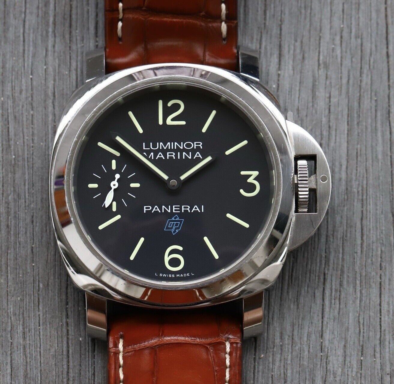 PaneraiLuminorMarinaLogo3DaysPAM00777PAM777-2018WatchVault01.jpg