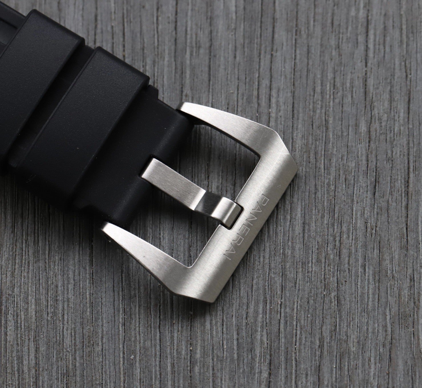 Panerai Luminor Logo PAM1084 44mm Manual Wind - 2023