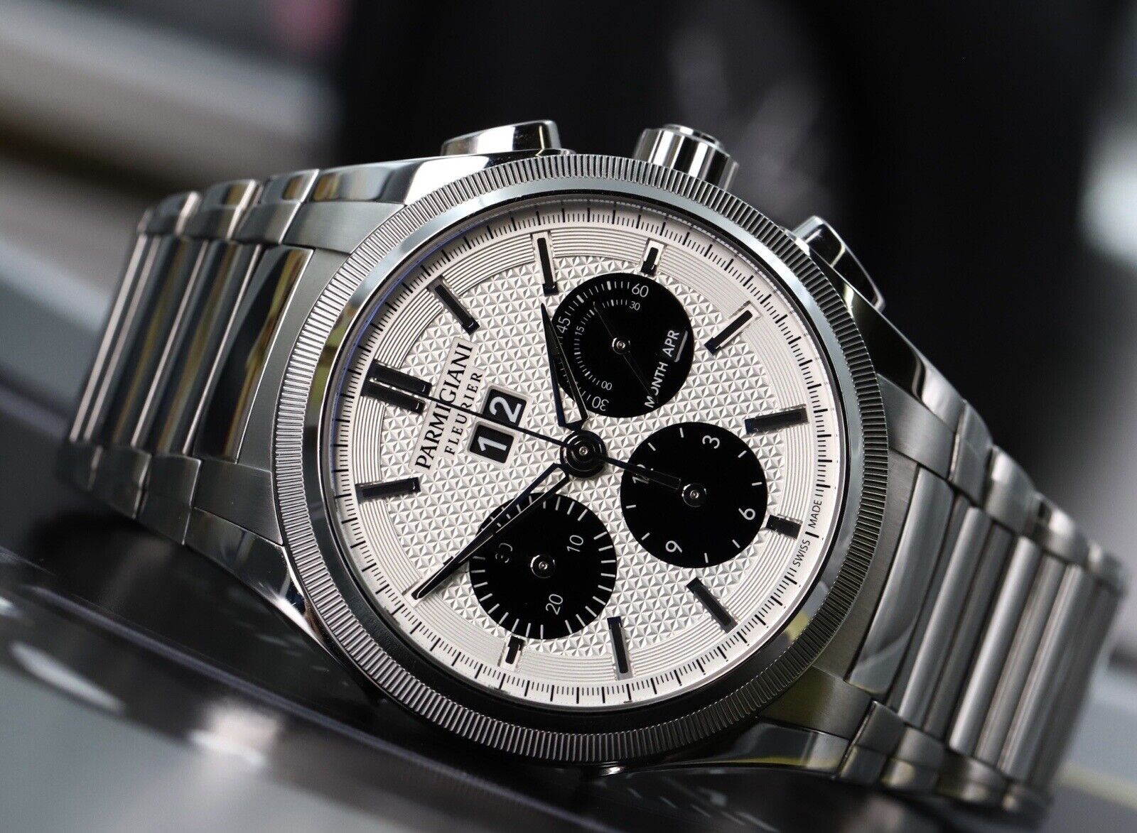 ParmigianiFleurierTondaGTChronographAnnualCalendarPFC906-0000140-B00182WatchVault02.jpg