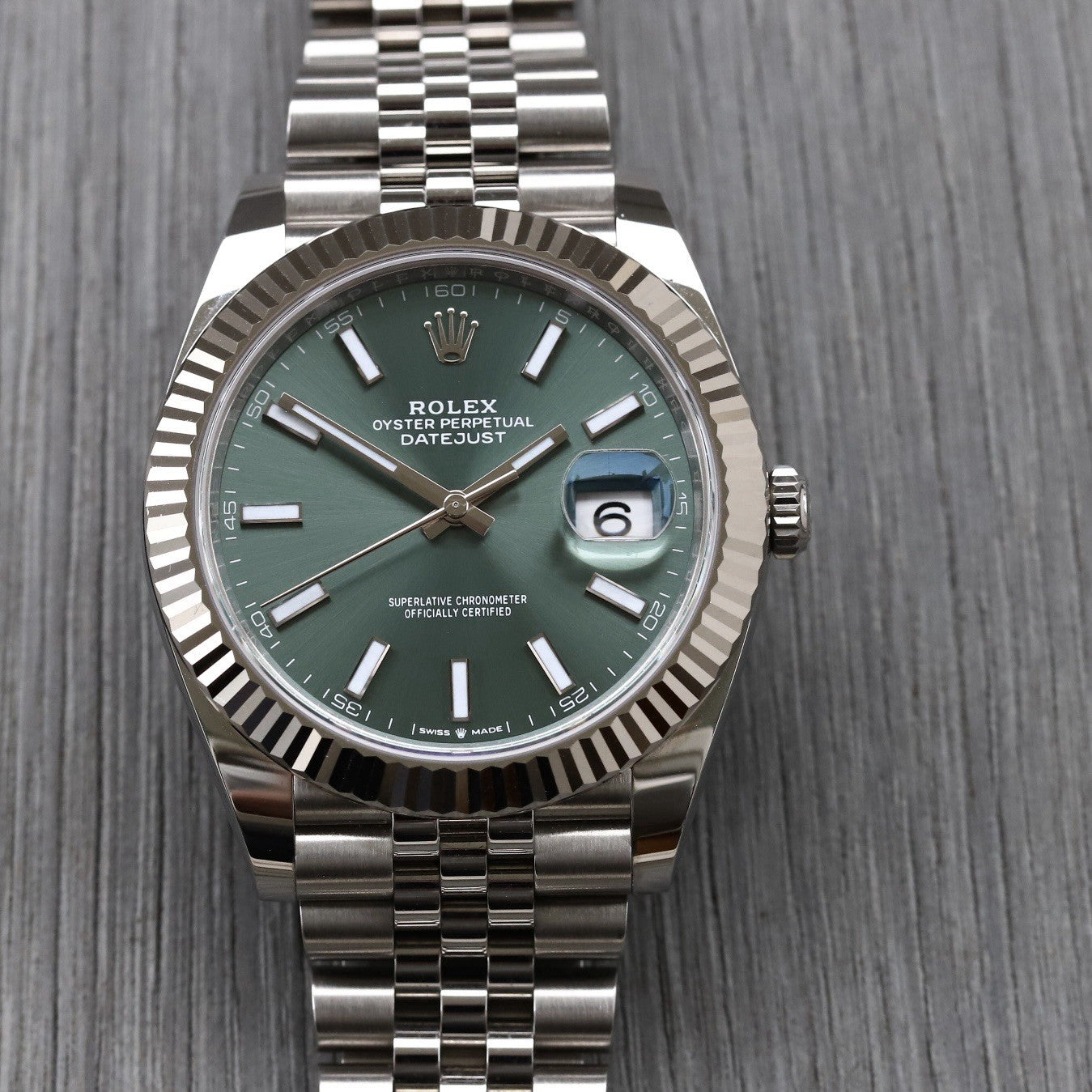 RolexDatejust41DJ41OystersteelandWhiteGoldMintGreenDial126334-2023WatchVault01_f6a636fd-3153-4a0b-b85b-b11f944f0edf.jpg