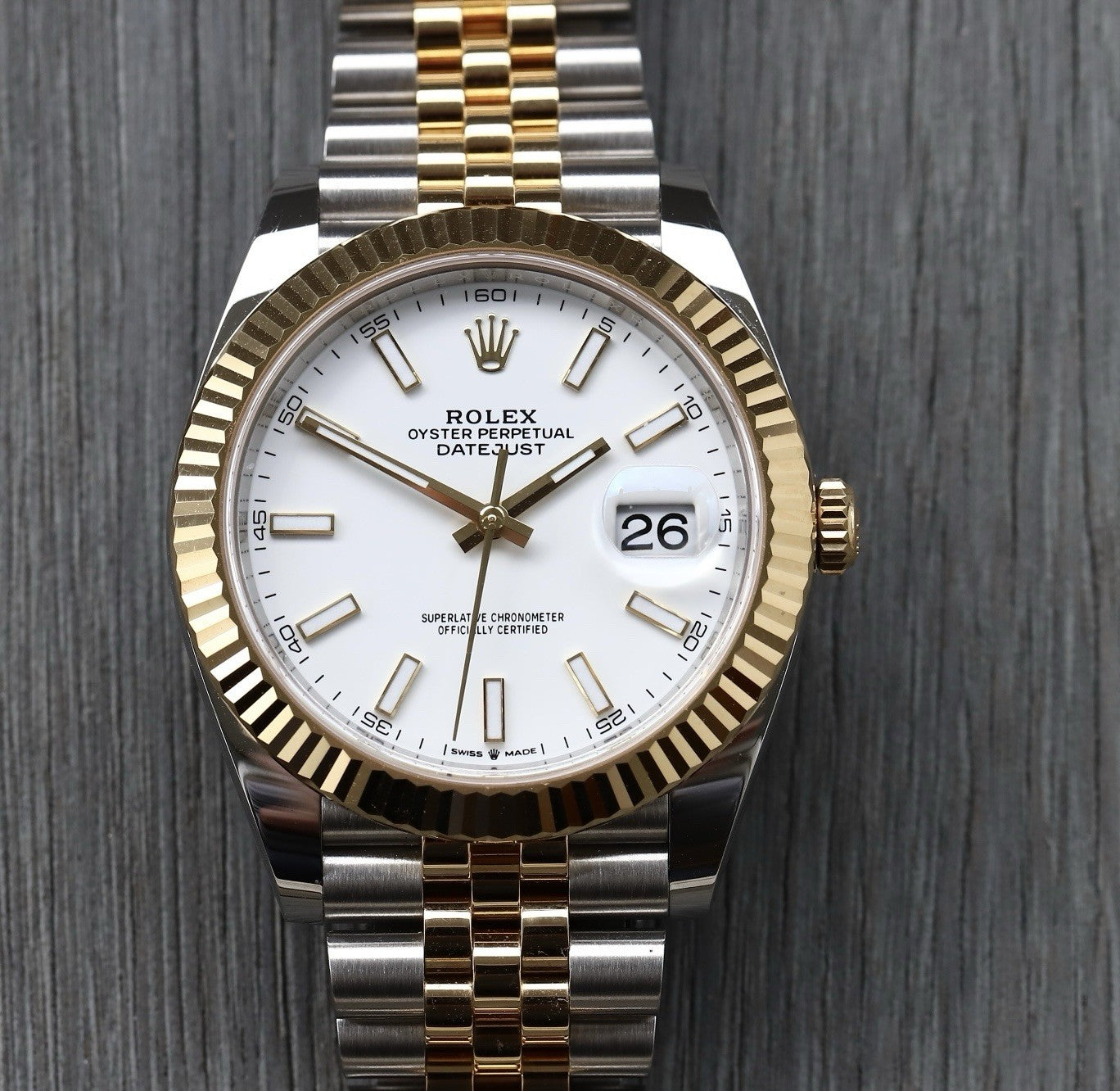 RolexDatejust41DJ41OystersteelandYellowGoldWhiteDial126333-2024WatchVault01.jpg