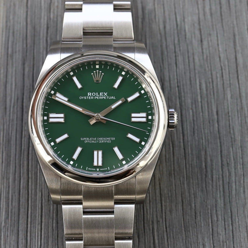 Rolex Oyster Perpetual 41 OP41 Green Dial 124300 – 2023