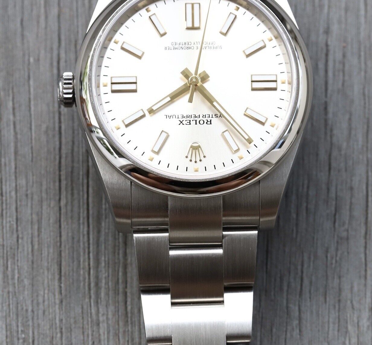 Rolex Oyster Perpetual 41 OP41 Silver Dial 124300 - 2023