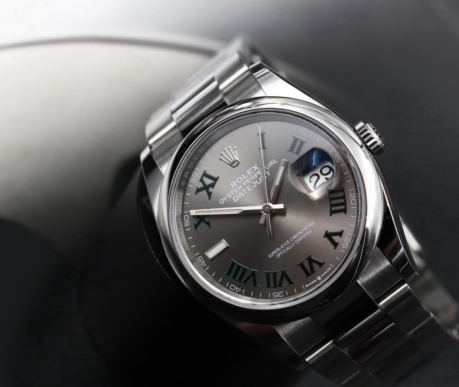 RolexOysterPerpetualDatejust36WimbledonOysterSmoothBezel126200WatchVault02_ff2b88a0-4740-452d-958e-4953829f0dfc.jpg