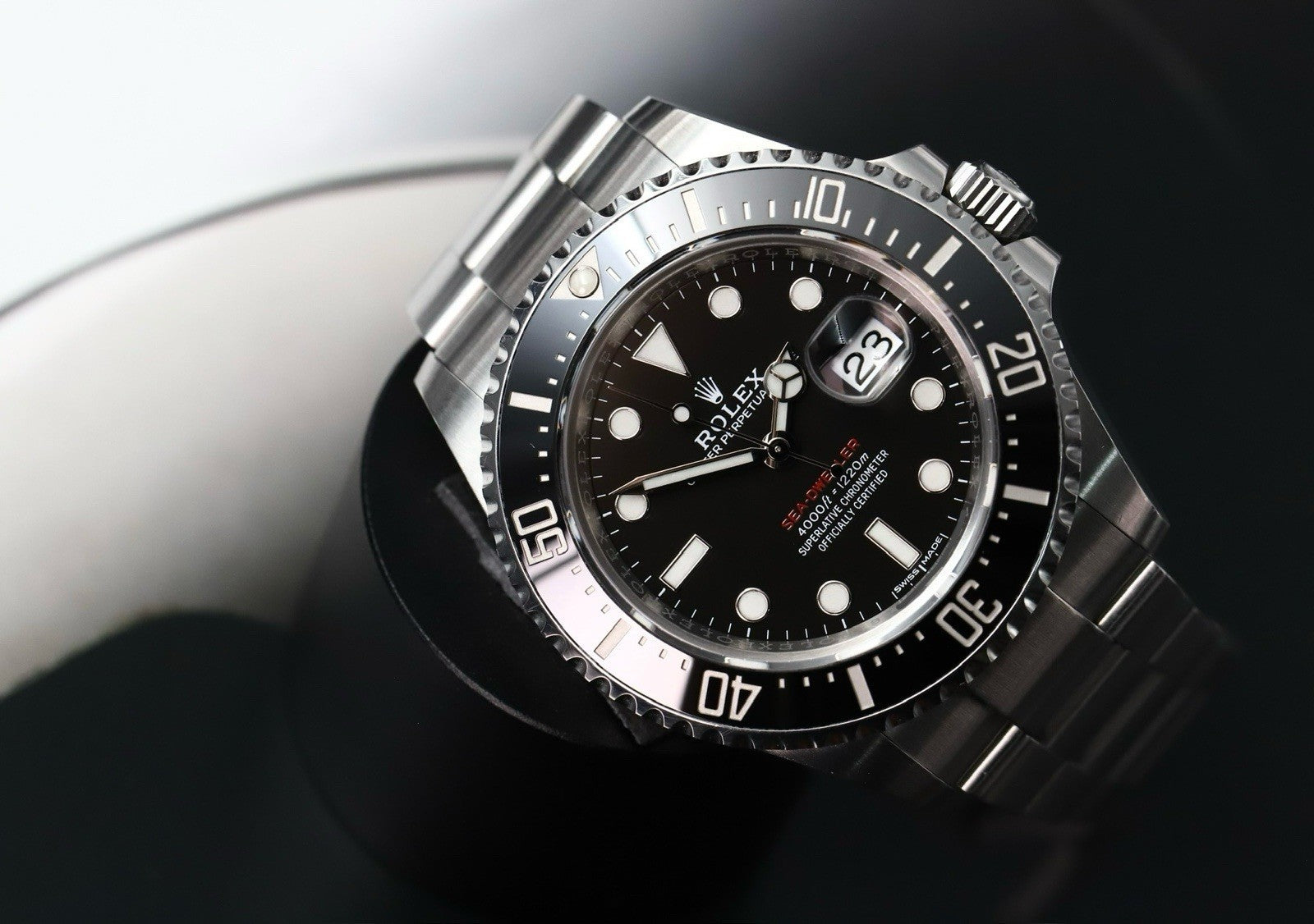 Rolex_Sea-Dweller_43_SD43_Mk1_126600_-_2017_Watch_Vault_02.jpg
