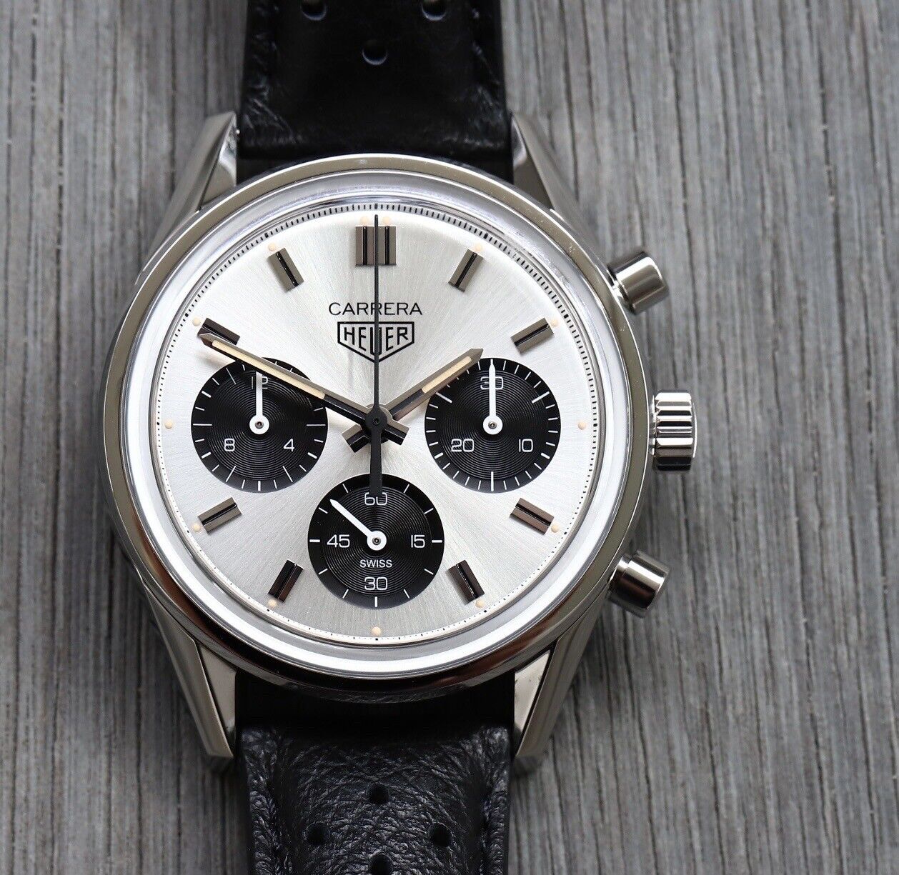 TagHeuerCarrera60thAnniversary39mmCBK221HWatchVault01.jpg