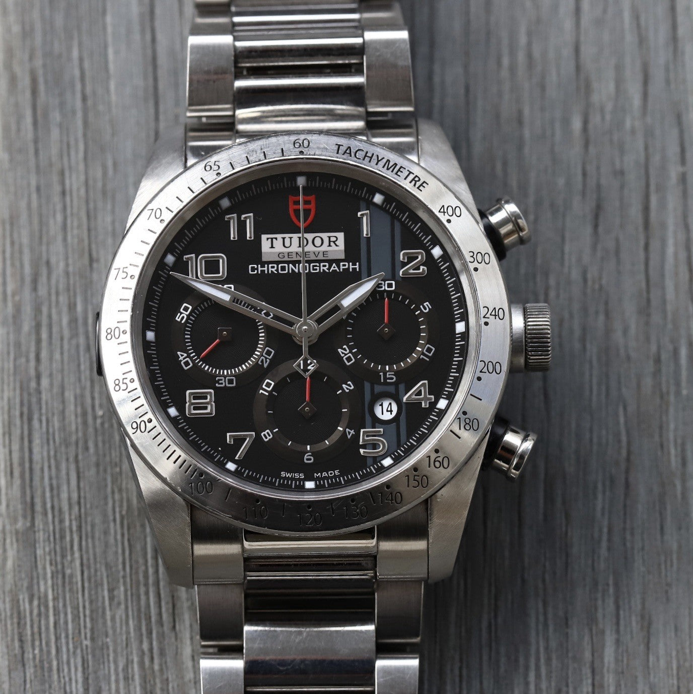 TudorFastriderChronograph42000WatchVault01_375121a6-946f-4989-8754-d2ba487fe42d.jpg