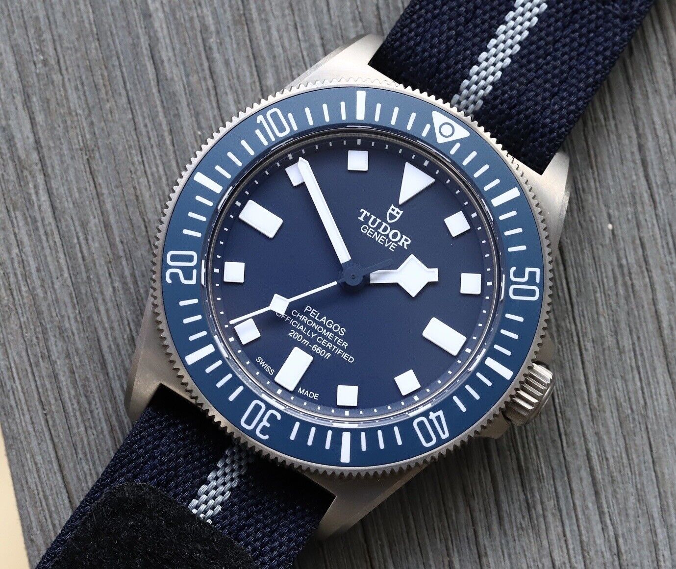 Pelagos custom online