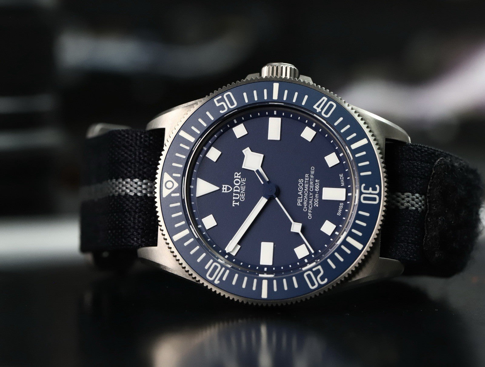 TudorPelagosFXDAutomaticBlueDialTitanium42mmMN23M25707B-2023WatchVault02.jpg